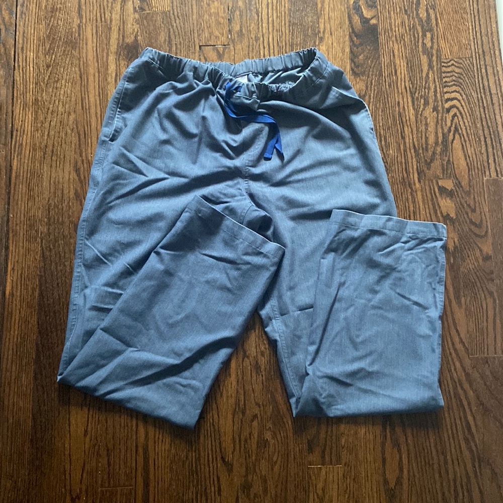 Men’s Figs scrub pants